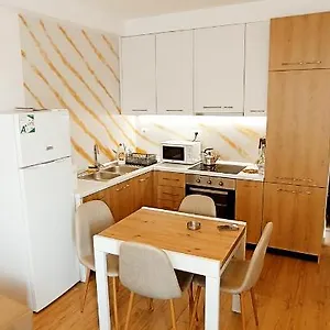 Apartament Old Train Tirana
