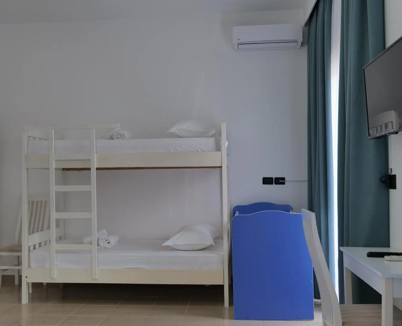 El Mare Hotel Sarandë 3*,