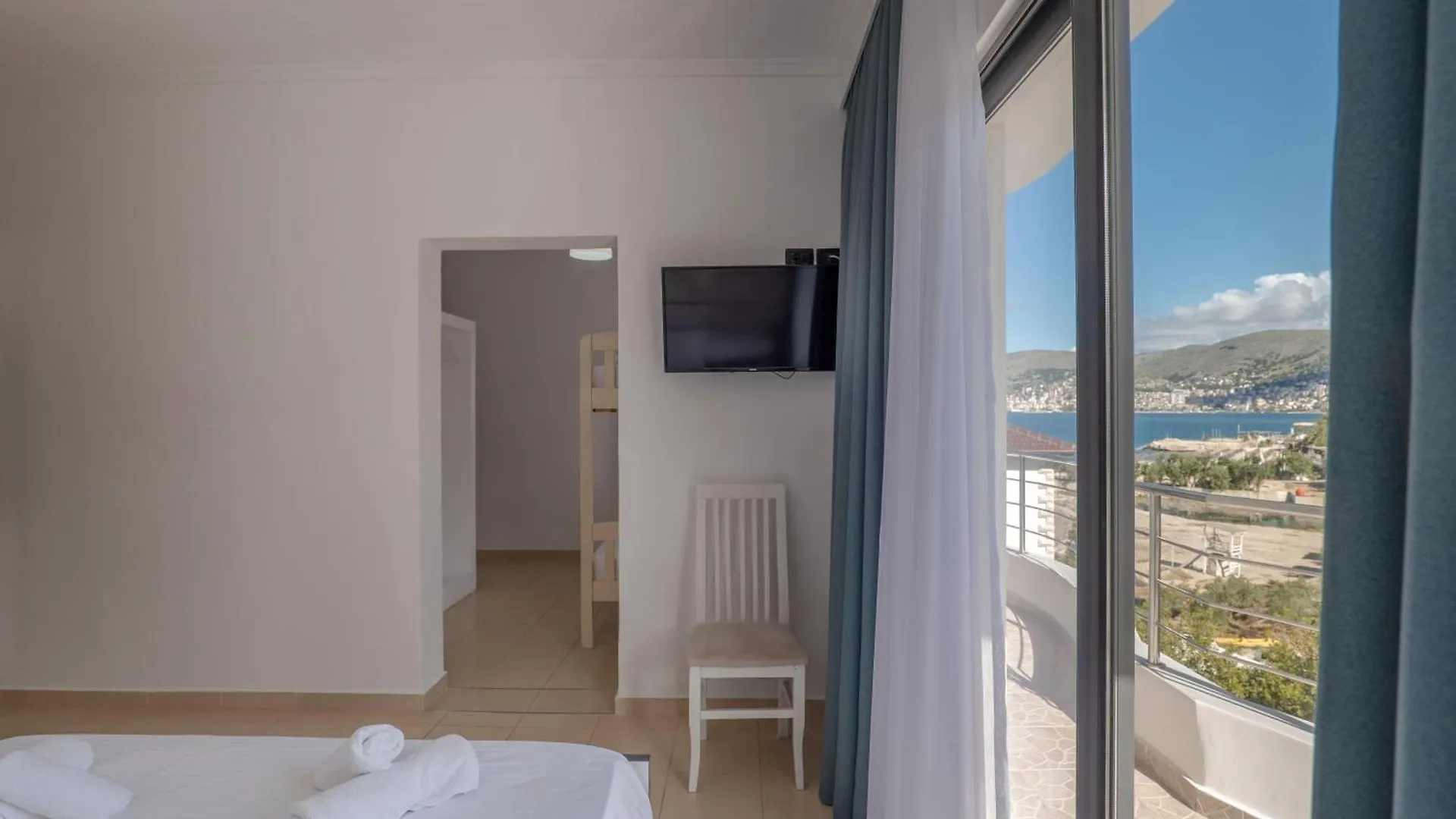 ***  El Mare Hotel Sarandë Albania