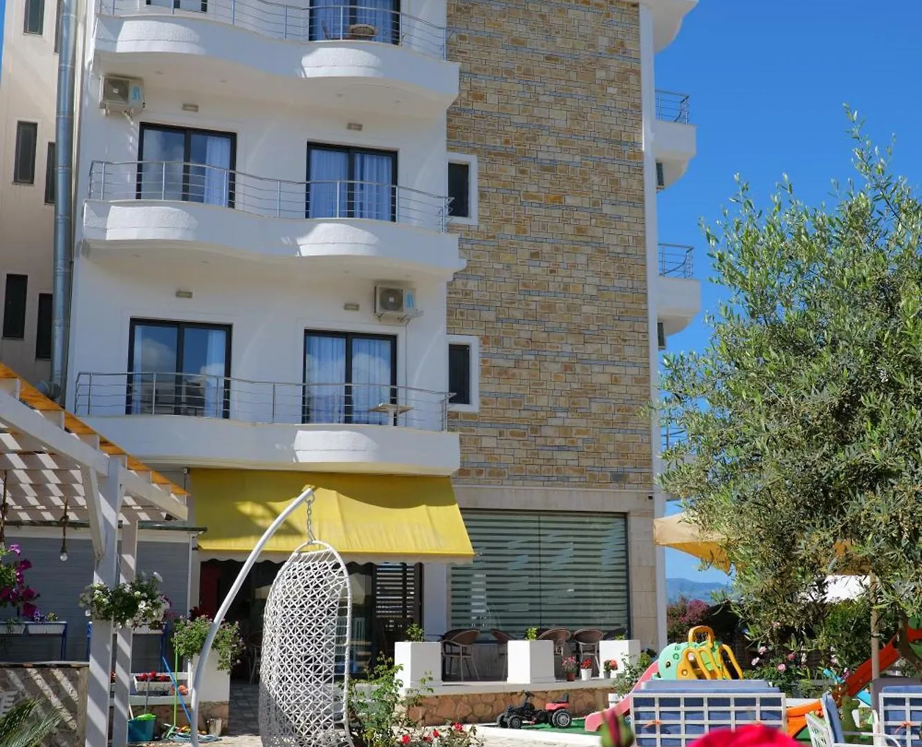 El Mare Hotel Sarandë 3*,