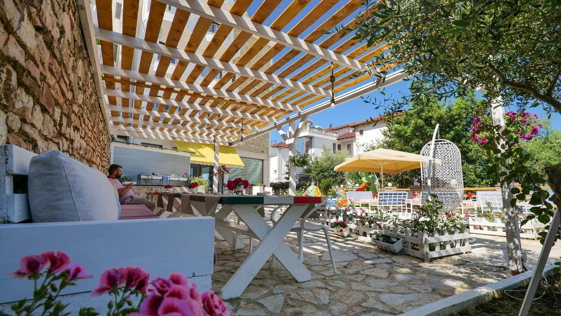 El Mare Hotel Sarandë 3*,