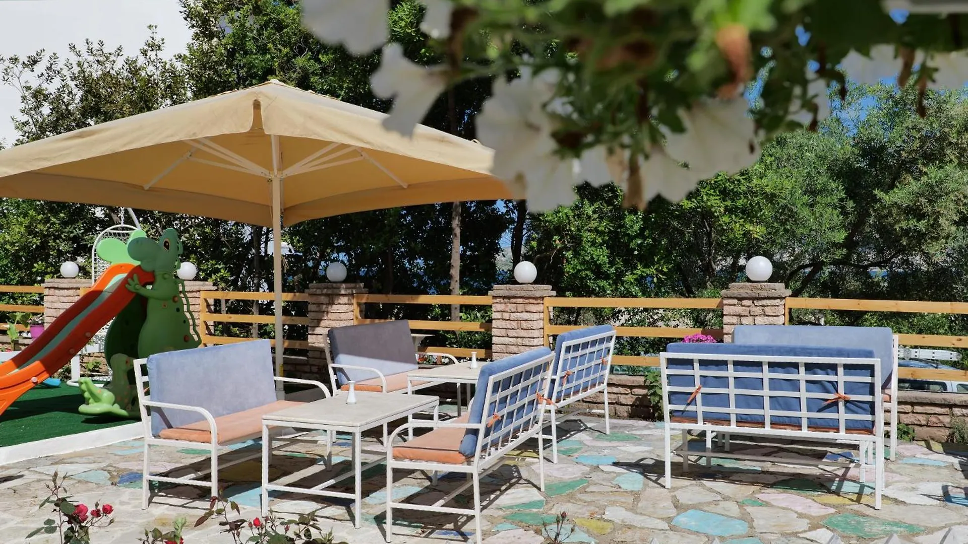 El Mare Hotel Sarandë